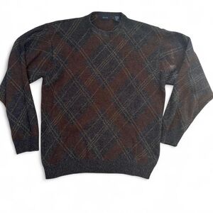 Izod brown and blue plaid sweater